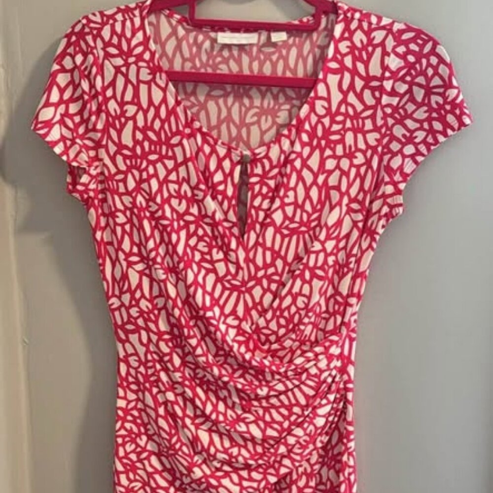 New York and Company pink and white patterned xs dress